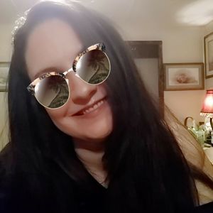 Meet your Posher, Ida